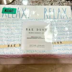 🛏Rae Dunn King Sheet Set Blue RELAX embroidered 
Fitted & flat sheet 2 king pill